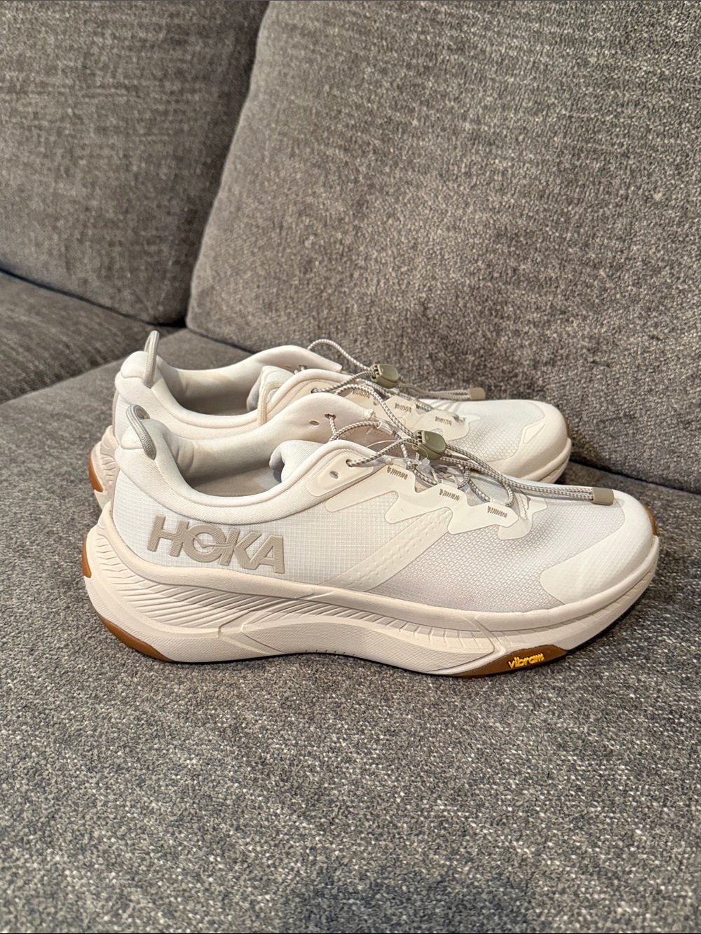 NEW Hoka Women’s Transport Shoes Eggnog size 9.5